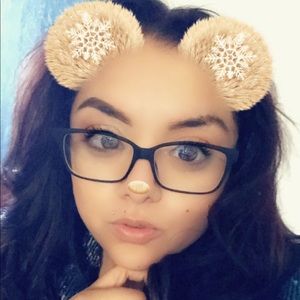 Meet your Posher, Carina